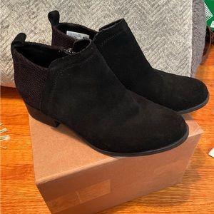 Toms Deia booties